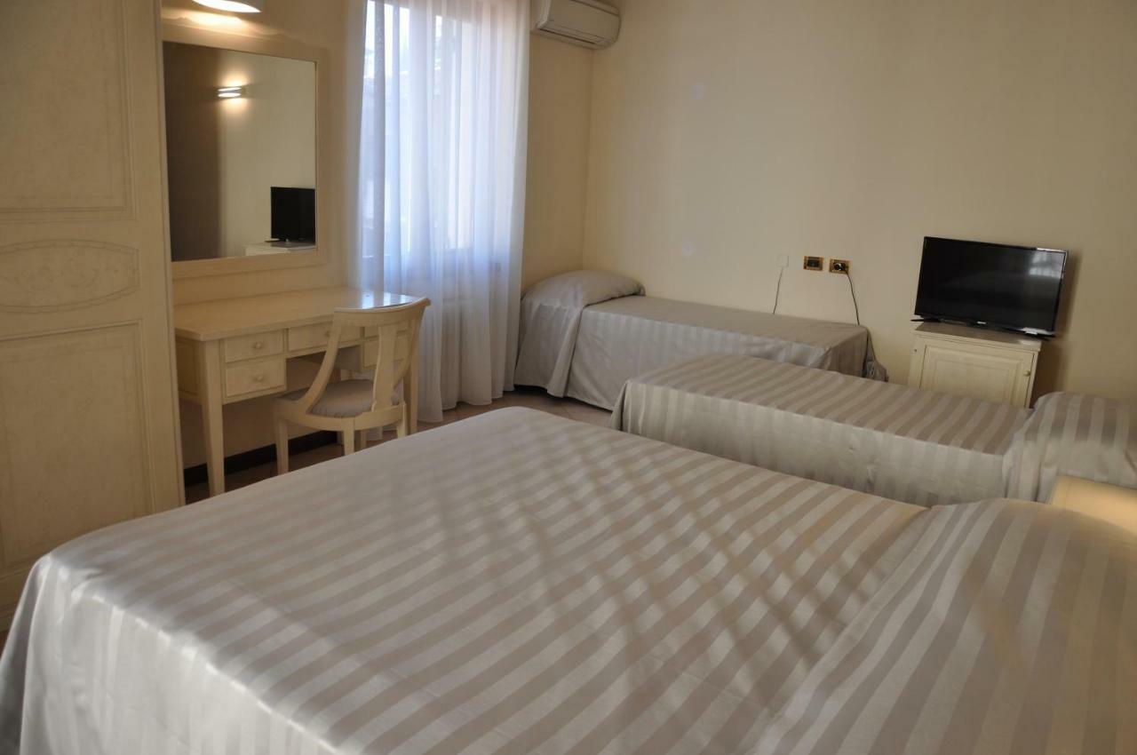 Hotel San Lorenzo Поццоленґо Екстер'єр фото